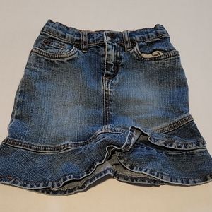 The Children's Place size 4 Jean skirt